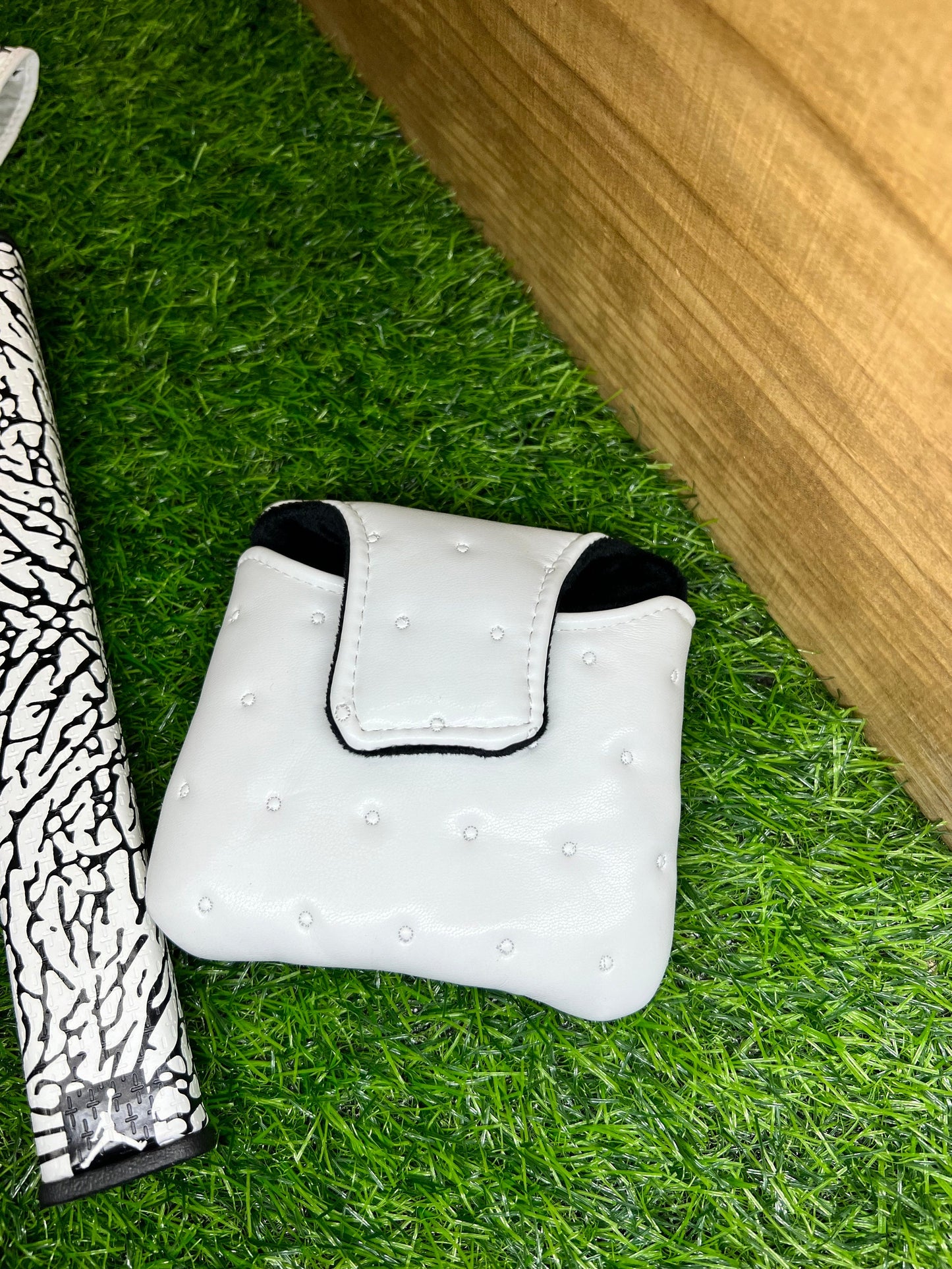 Jordan Leather Head Covers AJ13’s White and Red