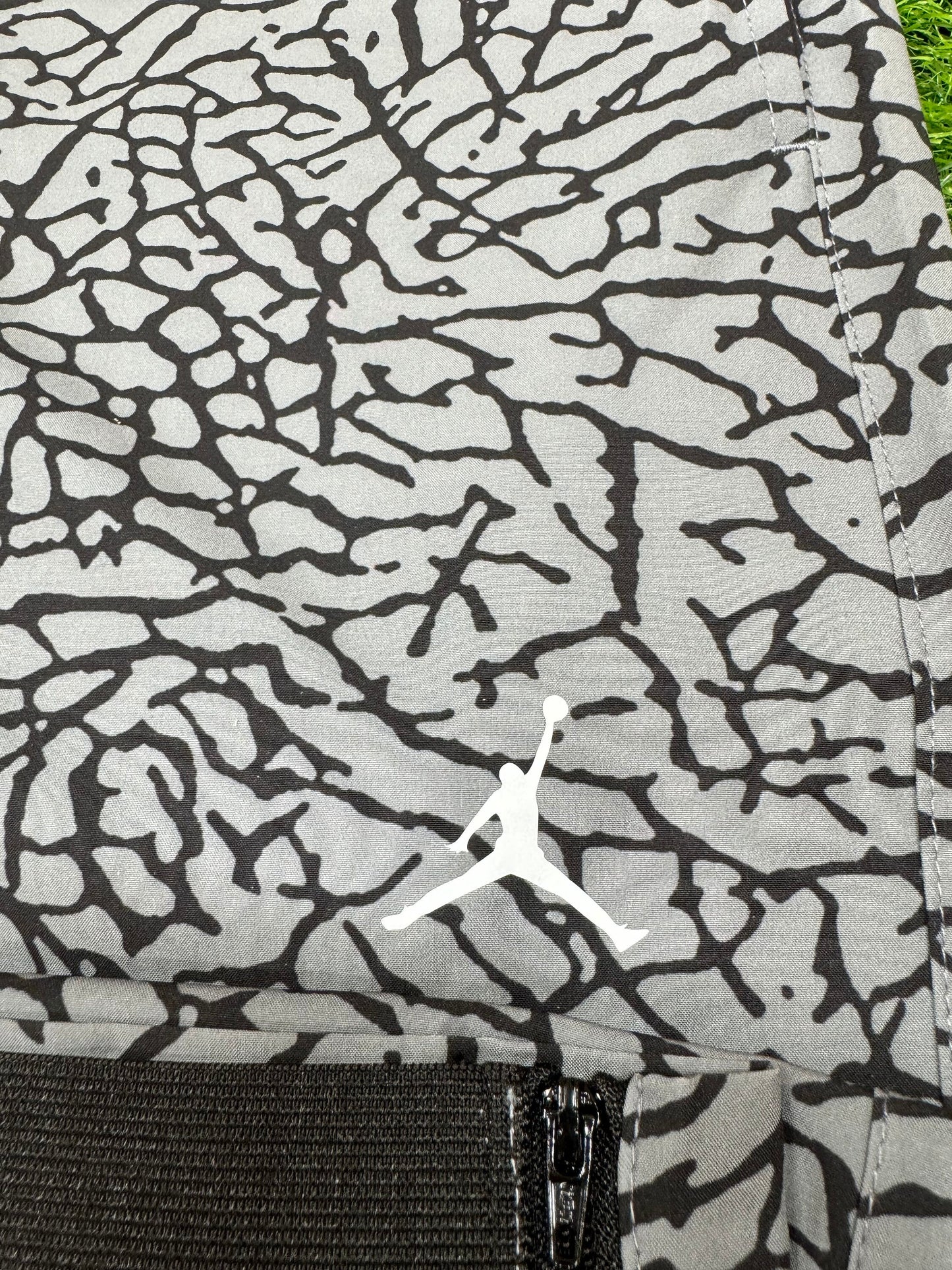 Jordan golf Joggers Elephant print Grey