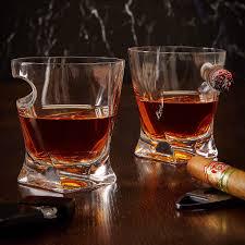Cigar Holding Whiskey Glass Twist