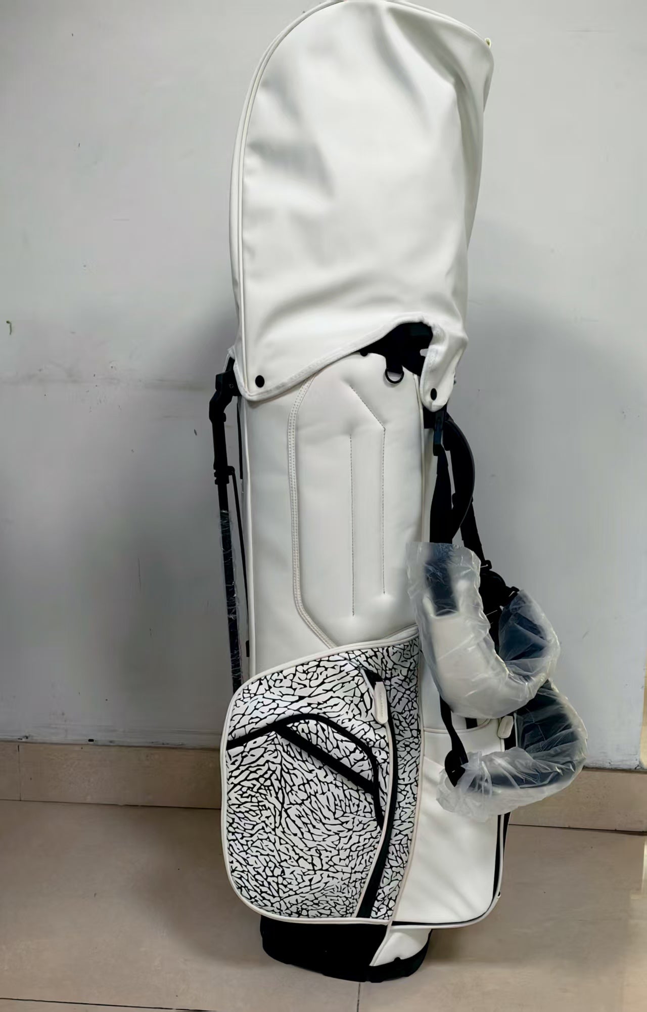 Air Jordan Elephant White Print Stand Bag by Flight Golf (Vessel Style) Matching Head Covers