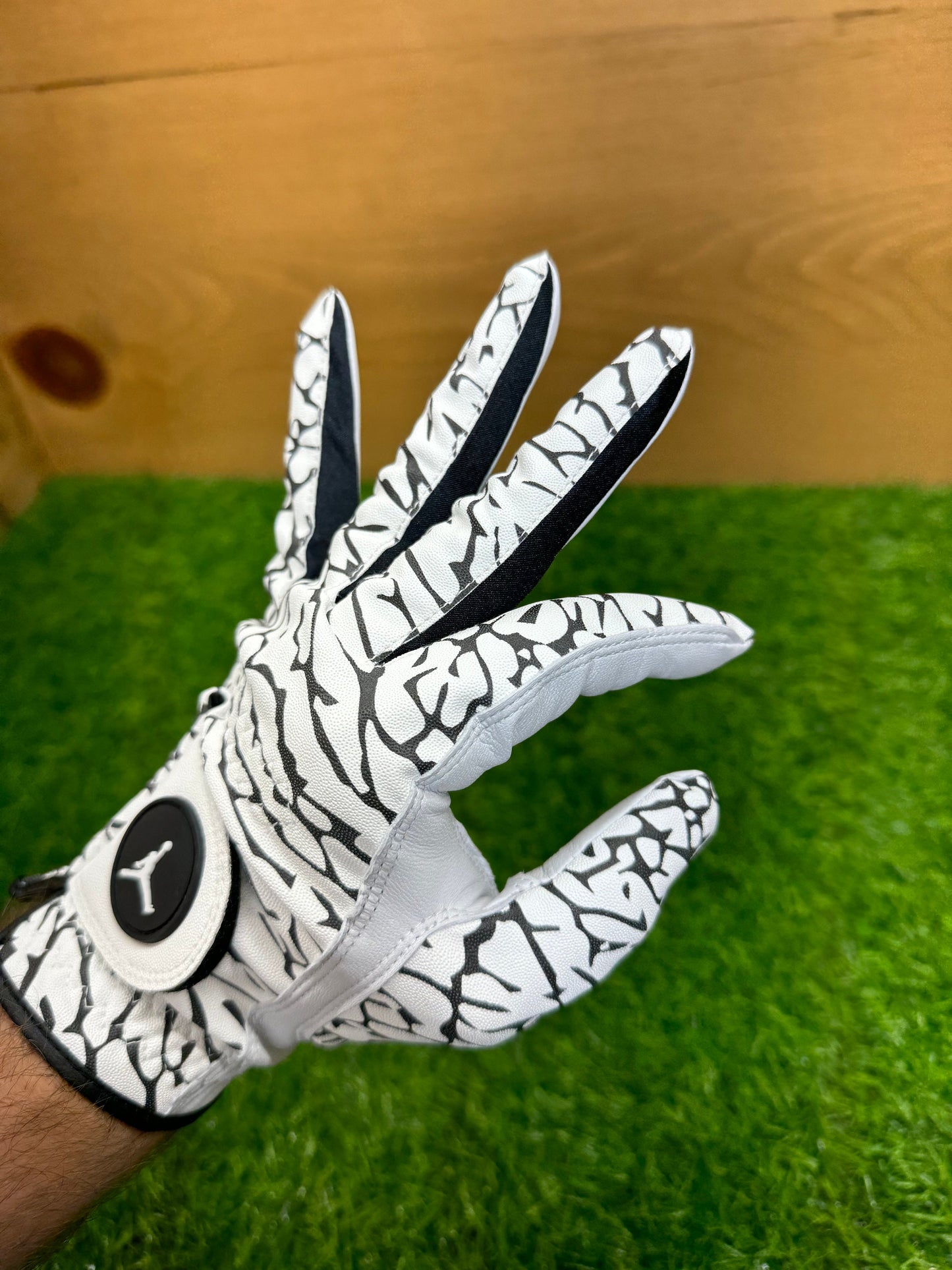 Jordan Golf Glove Elephant print White & Black Left Hand Only