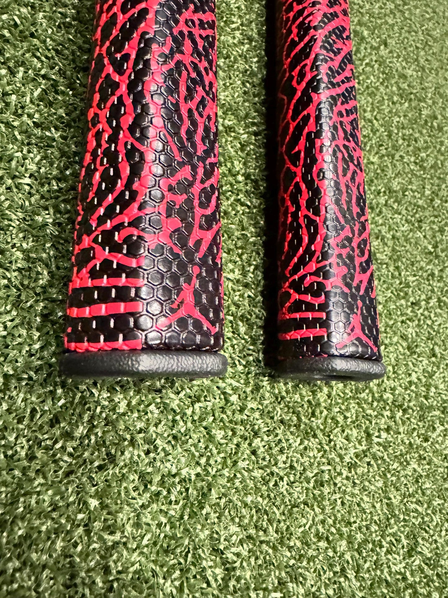 Jordan Putter Grip Elephant Print Super Stroker 2.0 & 3.0 Red and Black