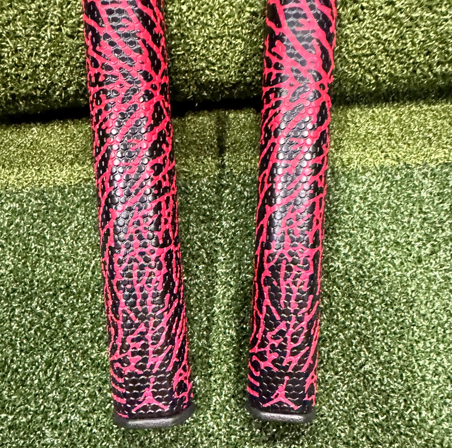 Jordan Putter Grip Elephant Print Super Stroker 2.0 & 3.0 Red and Black